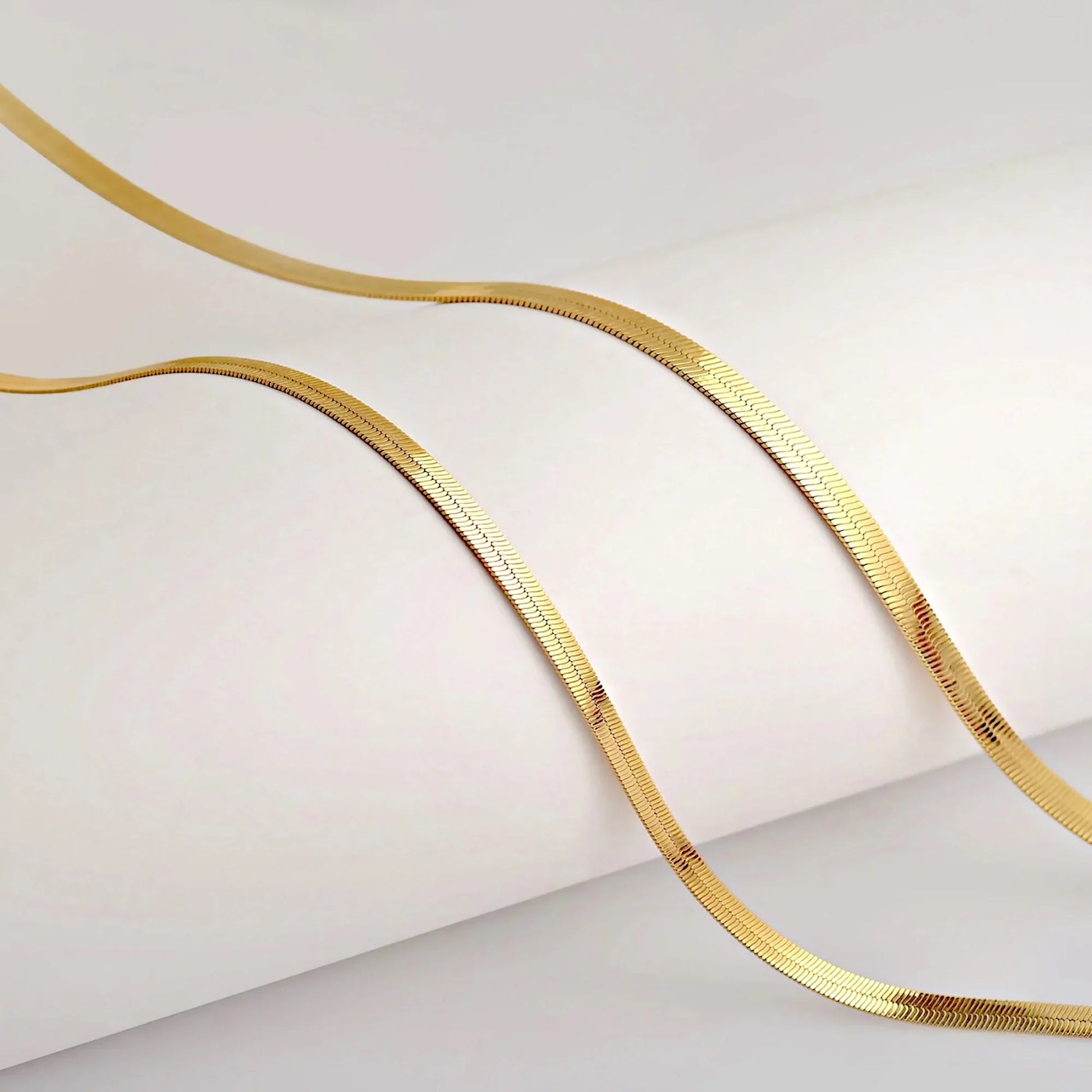 Herringbone Snake Chain Necklace – Flat Statement Choker Jewelry-4